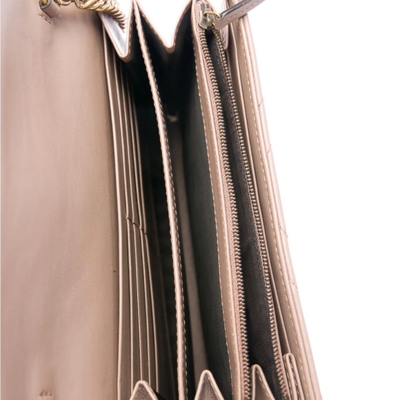 Gucci mini GG Marmont Matelasse Shoulder Bag - Picture 4 of 5